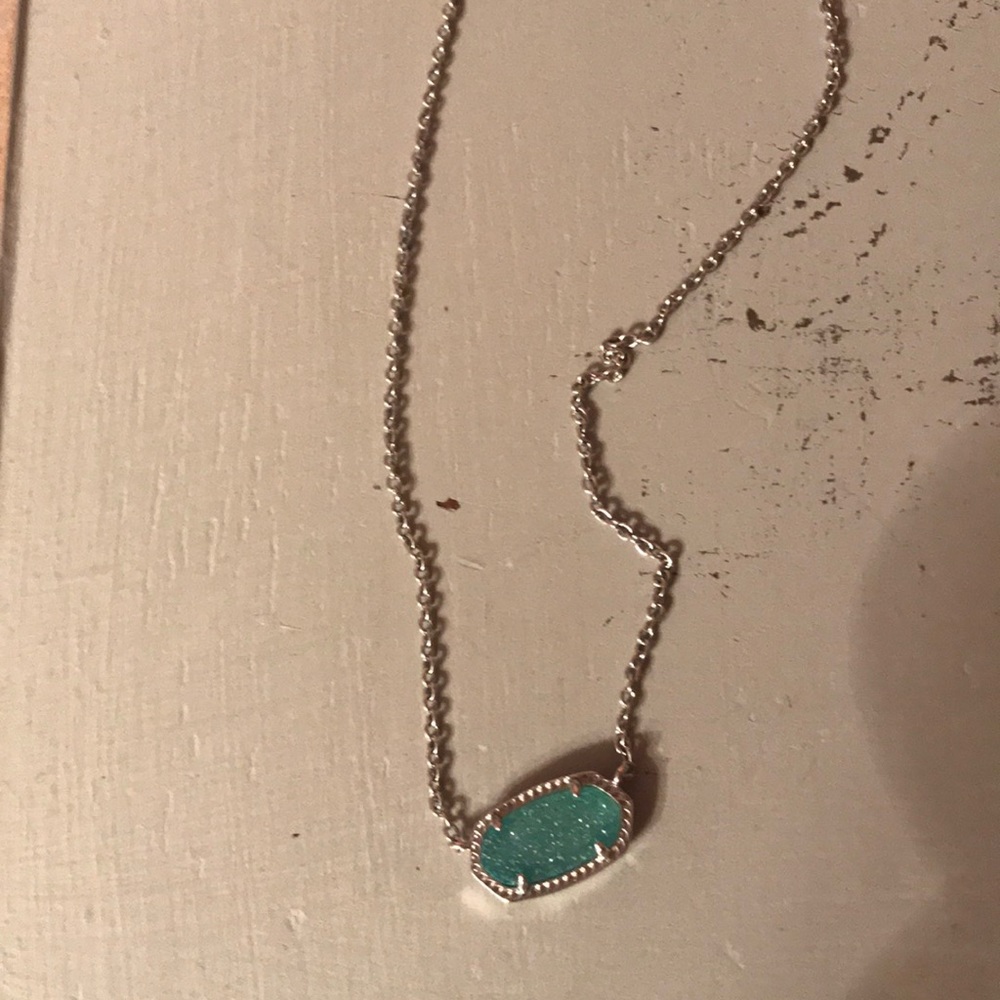 KENDRA SCOTT NECKLACE